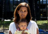th_42812_A_Day_At_The_Park_With_Halle_Berry_2_Baby_36_122_1037lo.jpg