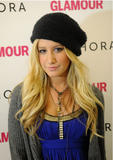 th_89604_Preppie_-_Ashley_Tisdale_at_the_Sephora_Beauty_Insider_Event_presented_by_Glamour_-_Nov._10_2009_1190_122_15lo.jpg