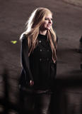 th_52911_Avril_Lavigne_Celebrity_City_At_photoshoot_for_a_Canadian_TV_Commerical_12-01-09_1167_122_165lo.jpg