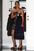 th_76497_RosarioDawsonshoppingatRoccoBarocco21.9.2010_10_122_335lo.jpg