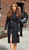 th_49514_celebrity_paradise.com_TheElder_JenniferLopez2010_04_19_AtTheLateShowWithDavidLetterman112_122_407lo.jpg