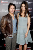 th_76189_celebrity_paradise.comKatieHolmes2011_03_28_WorldPremiereofTheKennedys_TheElder_10_122_480lo.jpg