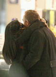 th_04701_Salma_Hayek_was_seen_arriving_at_the_Paris_Charles_de_Gaulle_International_Airport__05_122_61lo.jpg