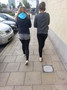 teens in leggings and shorts-c3tkm6h7tr.jpg