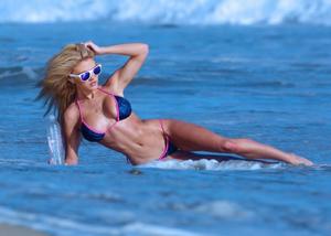 Marissa-Everhart-%E2%80%93-%E2%80%9C138-Water%E2%80%9D-Bikini-Photoshoot-in-Malibu--m4ix878e3q.jpg