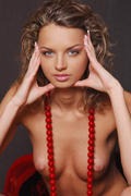 Natasha-D Amiax n51mjaic70